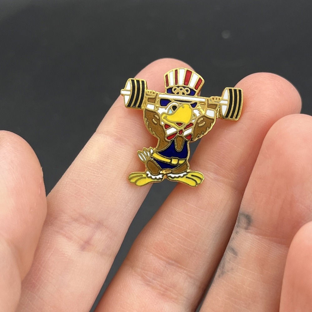 1984 Los Angeles Olympics Sam The Eagle Weightlifting Event Lapel Hat Pin